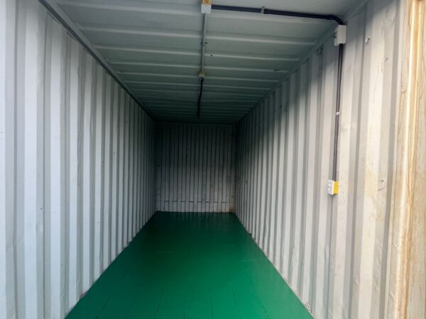 Almoxarifado com e sem Janelas